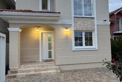 Duplex cu 5 camere cu Teren 250 Mp în Moșnița Nouă - 2