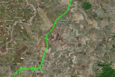 Teren de 5014 mp, în Șofronea