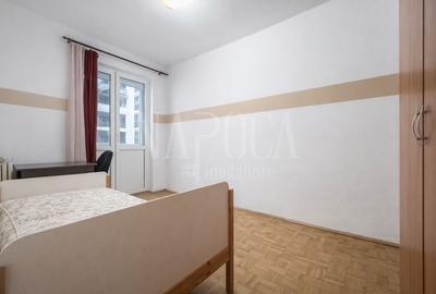 Apartament cu 3 camere semidecomandat în Central - 3