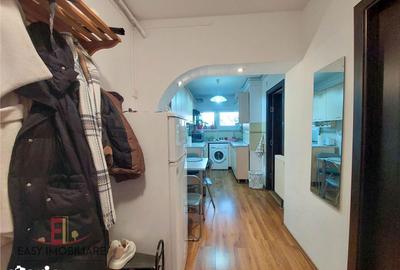Apartament cu 2 camere, mobilat în Cornișa - 4