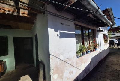 Casă individuală cu 2 camere cu Canalizare în Central - 22