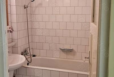 Apartament cu 2 camere semidecomandat în Central - 1