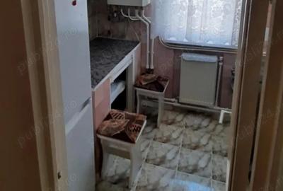 Apartament 2 camere,decomandat - 1