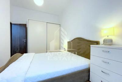Apartament cu 2 camere semidecomandat, mobilat în Soarelui