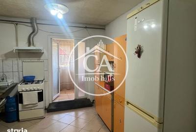 Casă cu 5 camere semidecomandat cu Teren 2000 Mp în Sânmartin - 3