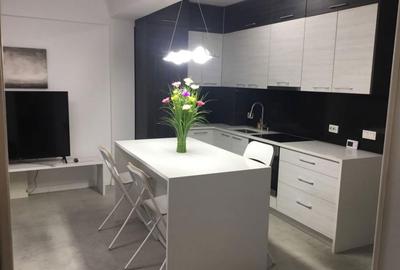 Apartament cu 2 camere decomandat în Central - 2