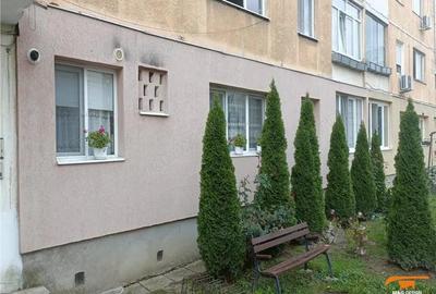 De vanzare apartament 3 camere parter,Recent renovat,totul este nou,strada Ceahlaului. - 6