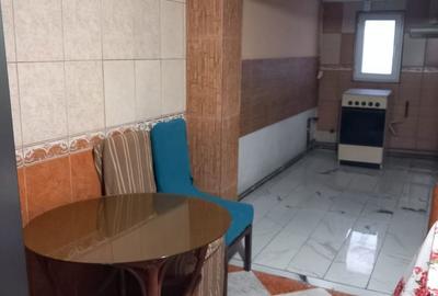 Casă cu 5 camere cu Teren 900 Mp în Central - 8