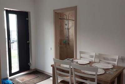 Casa la 800-900 m de  Bd. 1 Mai,zona construita se poate vinde si mobilata. - 10