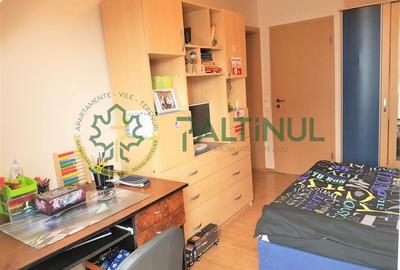 Vila Șelimbăr - 700 mp teren, jacuzzi, semineu, front stradal 30 ml - 19