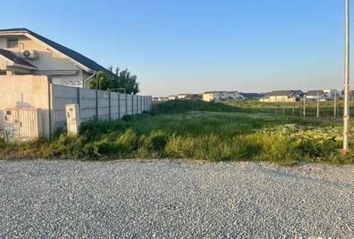 Teren de 300 mp, în Central