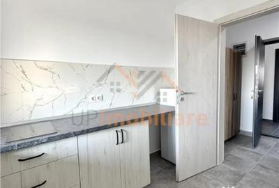 Garsonieră decomandată în Central - 9