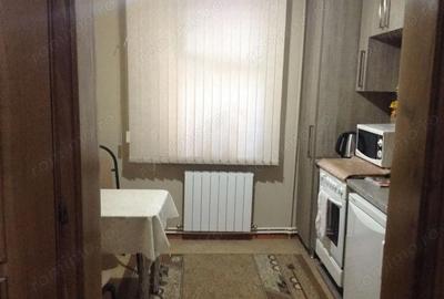 Garsonieră decomandată în Soarelui
