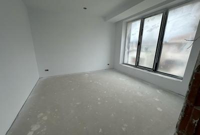 Casă cu 5 camere cu Canalizare în Ostratu - 27