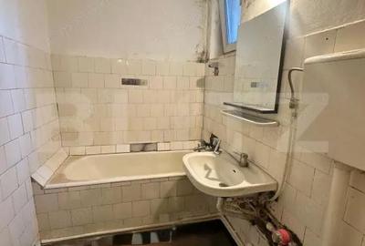Apartament cu 3 camere decomandat în Central - 1