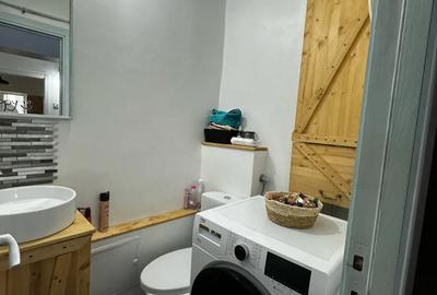 Apartament cu 3 camere decomandat în Republicii - 2