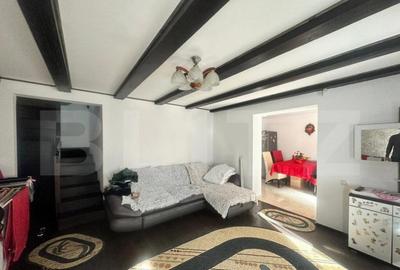 Casă cu 4 camere cu Teren 250 Mp în Central