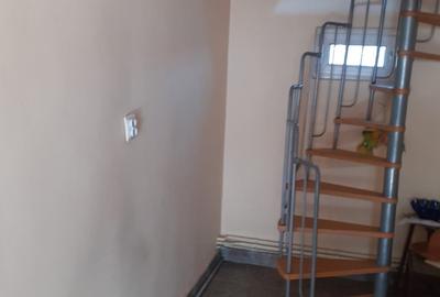 Vind casa p+1din,B.C.A,in Com.Ciolpani - 9
