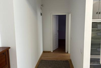Apartament cu 2 camere semidecomandat în 1 Mai - 2