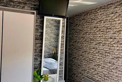 Garsonieră decomandată în Central - 7