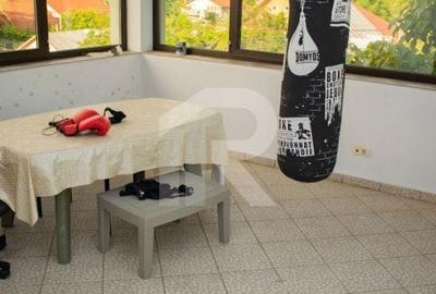 Casă cu 6 camere cu Teren 700 Mp în Crevedia - 7