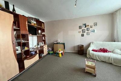 Casă cu 5 camere cu Teren 983 Mp în Miroslava