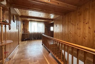 Casă cu 4 camere în Central - 4