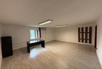 Spațiu comercial, de 120 mp, în Girocului - 6