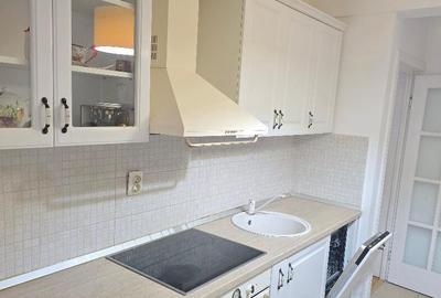 Inchiriez apartament 3 camere decomandat in Deva, bloc Casial, et 2 - 4