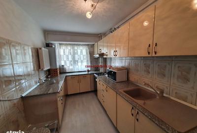 Apartament cu 3 camere decomandat în Dacia - 10