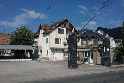 Casă cu 5 camere cu Teren 240 Mp în Bixad - 6