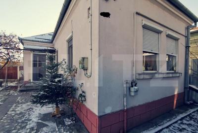 Casa 110 mp utili ?i 270 mp teren, stradal, zona Gazeta de - 1