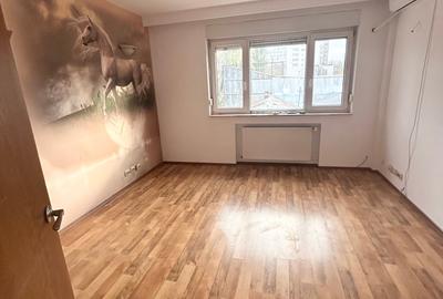 Pantelimon-Fundeni / Apartament 3 cam in vila / Loc de parcare-Curte - 8