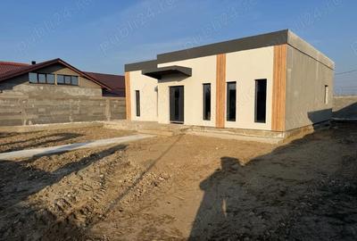 Casă cu 6 camere cu Teren 500 Mp în Central - 6