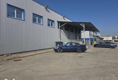 Spațiu comercial, de 3,000 mp, în Central - 4
