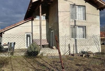 Casă cu 3 camere cu Teren 750 Mp în Dudeștii Noi - 3