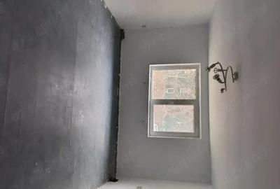 Casă cu 6 camere în Central - 2