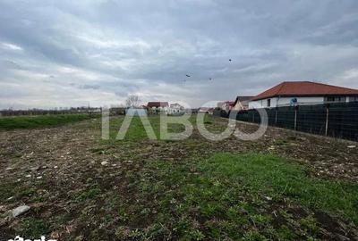 Teren de 948 mp, în Central