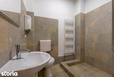 Casă cu 4 camere cu Teren 100 Mp în Central - 8