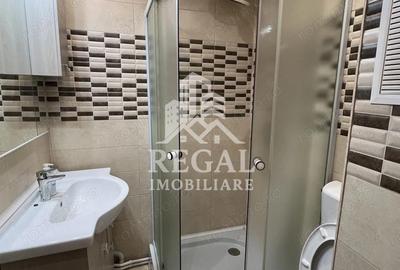 Apartament cu 4 camere decomandat în Sud