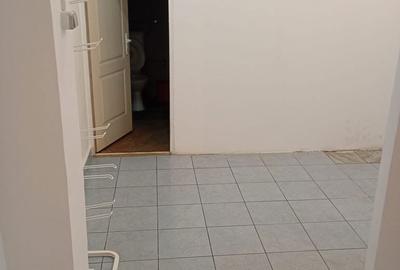 Spațiu comercial, de 40 mp, în Burdea - 1