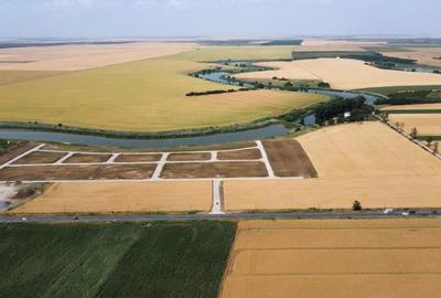 Spre vanzare teren intravilan cu utilități JUD Calarasi,  sat Pasarea - 3