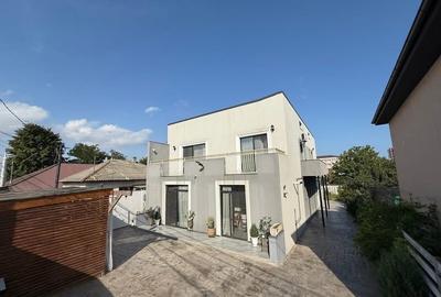 Duplex cu 5 camere cu Canalizare în Central - 8