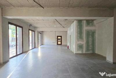 Spațiu comercial, de 102 mp, în Ultracentral - 3