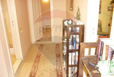 Casă cu 5 camere cu Teren 1922 Mp în Ciofliceni - 13