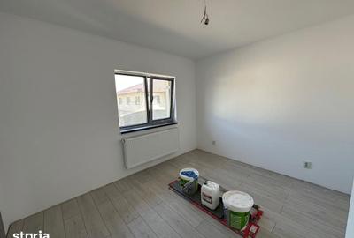 Casă cu 3 camere cu Teren 300 Mp în Clinceni - 5