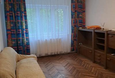 De inchiriat apartament cu 2 camere,decomandat - 5