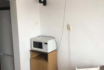 Garsonieră decomandată în Broșteni - 7