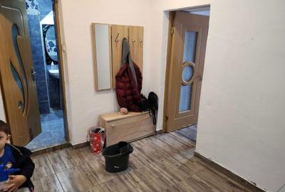 Apartament cu 2 camere decomandat în Petros - 3