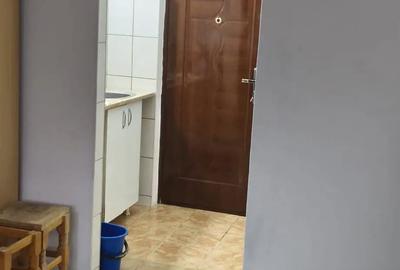 Garsonieră nedecomandată în Baza 3 - 4